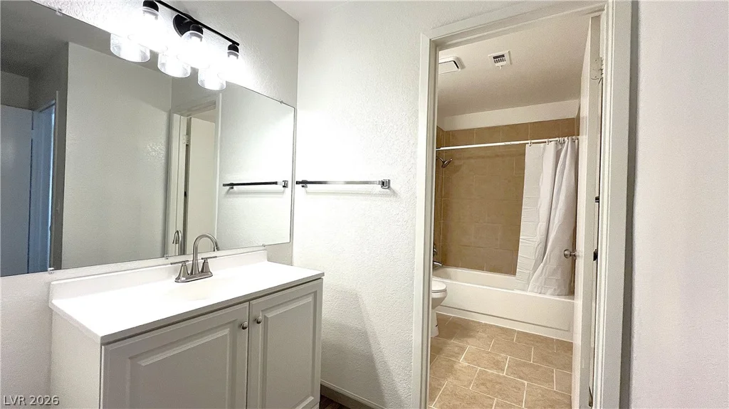 6750 Del Rey, Las Vegas, NV 89146