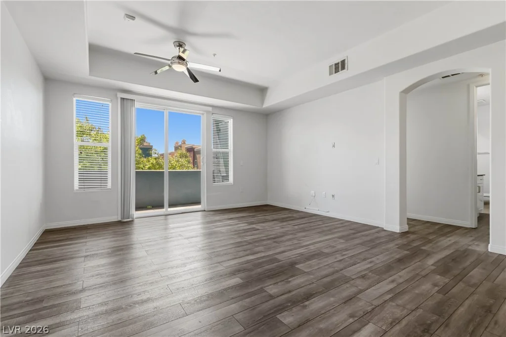 44 Serene, Las Vegas, NV 89123