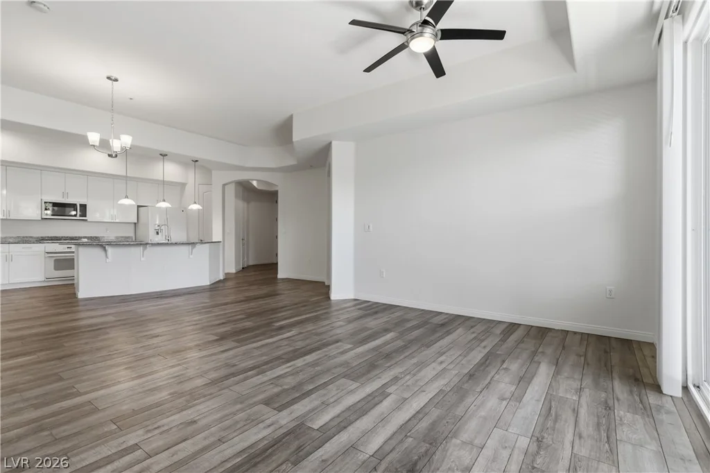 44 Serene, Las Vegas, NV 89123