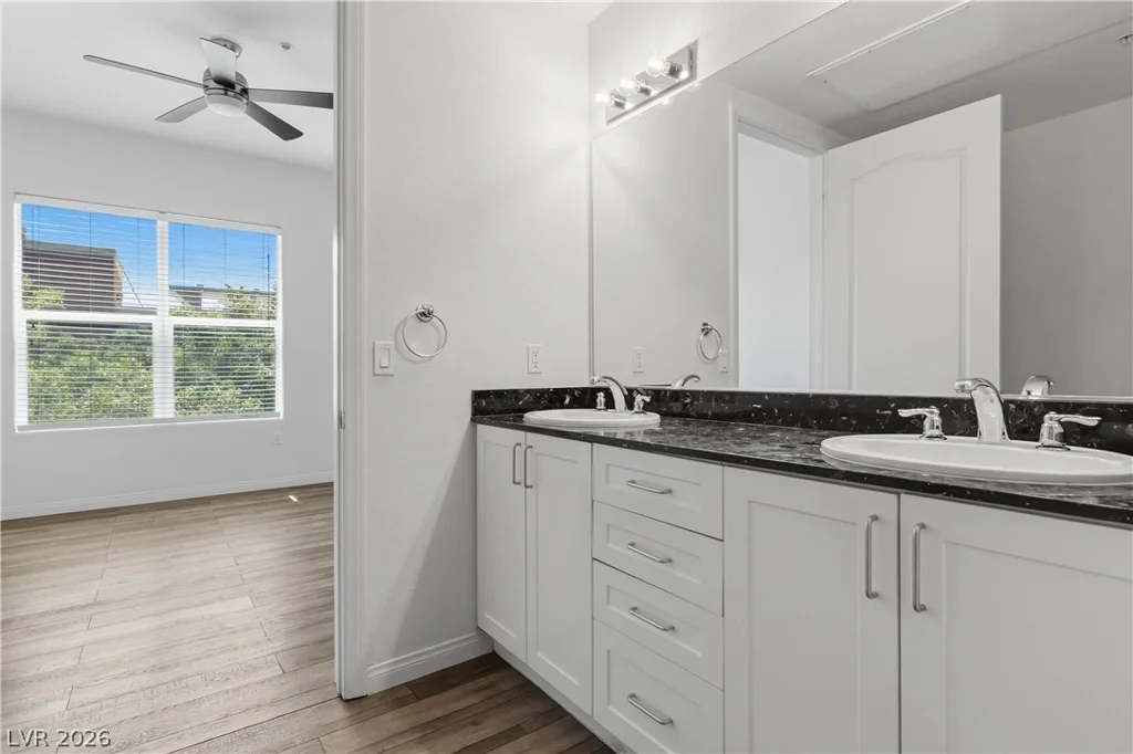 44 Serene, Las Vegas, NV 89123
