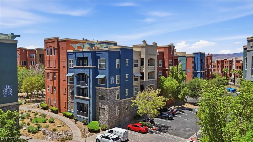 44 Serene, Las Vegas, NV 89123