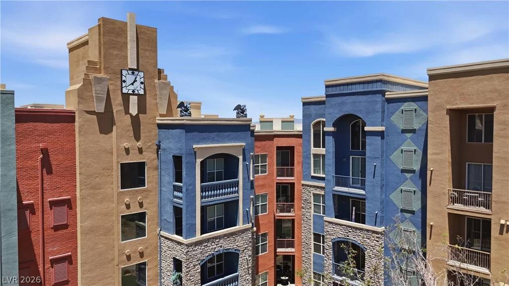 44 Serene, Las Vegas, NV 89123