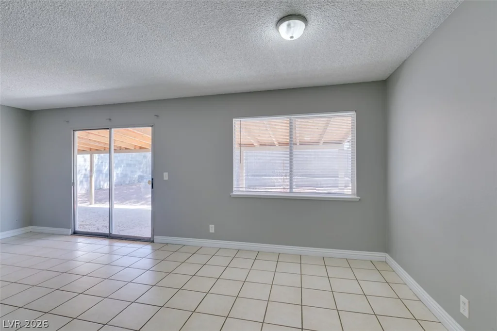 4732 Chantilly, Las Vegas, NV 89110