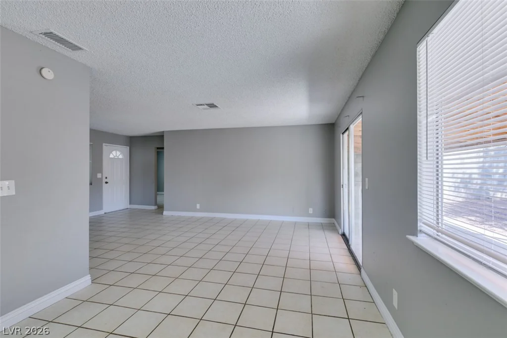 4732 Chantilly, Las Vegas, NV 89110