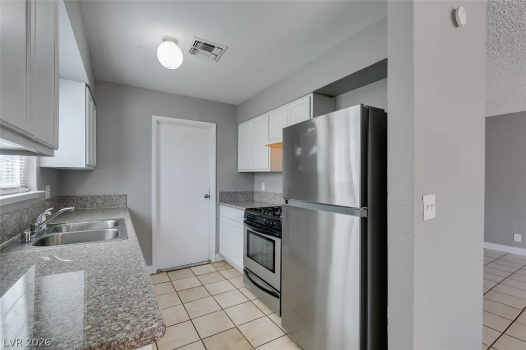 4732 Chantilly, Las Vegas, NV 89110