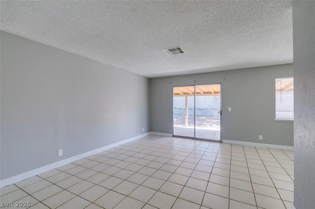 4732 Chantilly, Las Vegas, NV 89110