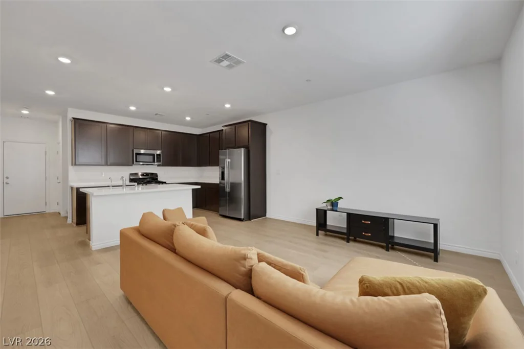 1526 Eva Crossing, Henderson, NV 89002