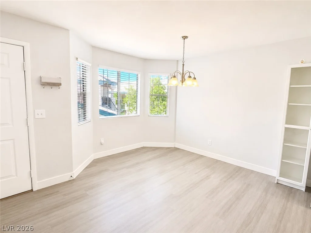 8410 Eldora Avenue, Las Vegas, NV 89117