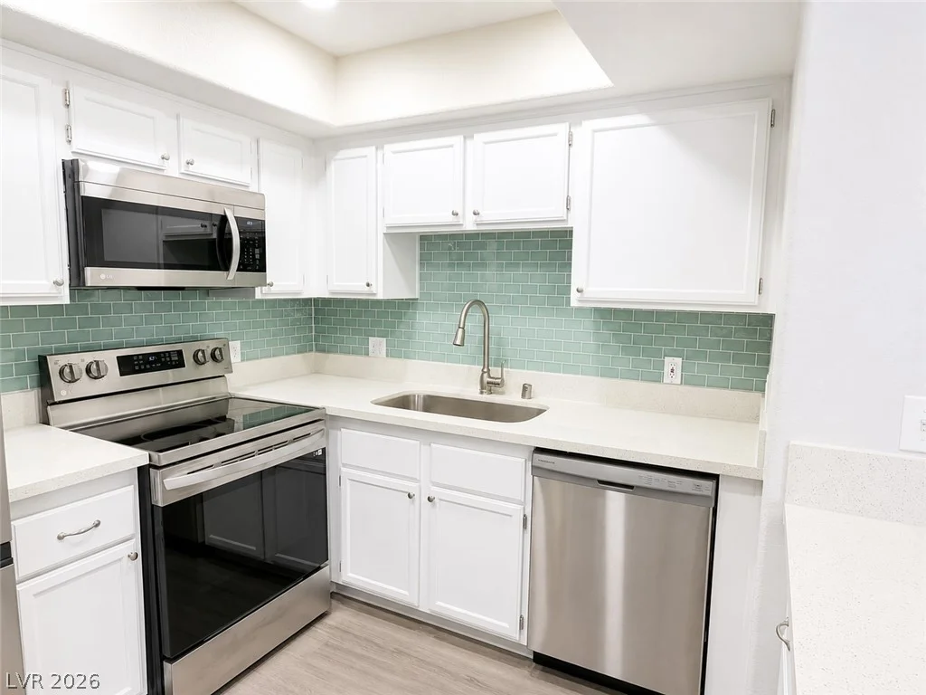 8410 Eldora Avenue, Las Vegas, NV 89117