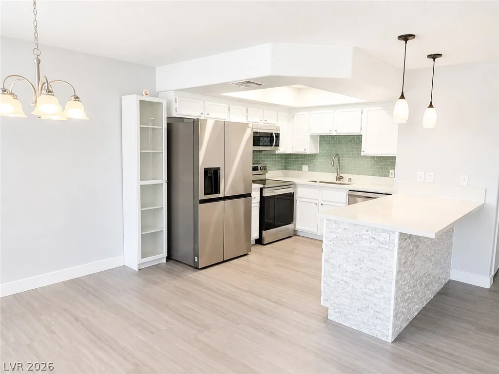 8410 Eldora Avenue, Las Vegas, NV 89117
