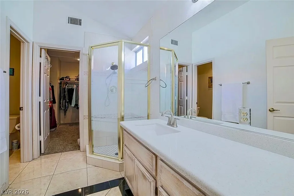 9821 Virginia Woods, Las Vegas, NV 89117