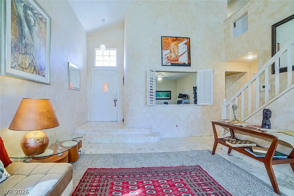 9821 Virginia Woods, Las Vegas, NV 89117