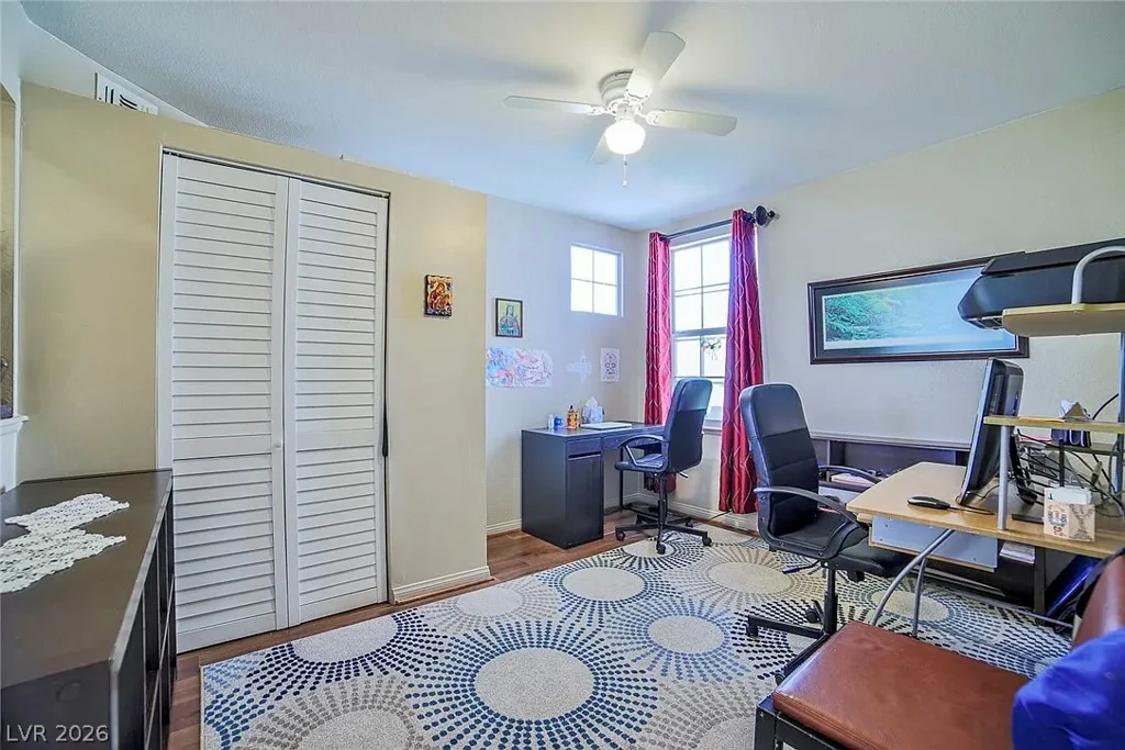 9821 Virginia Woods, Las Vegas, NV 89117