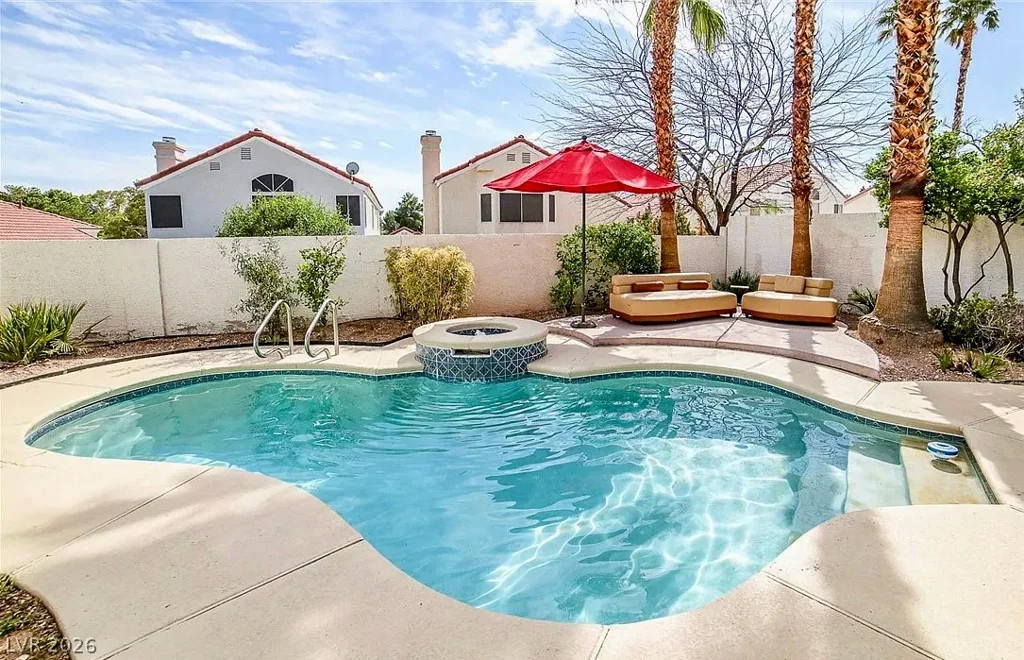 9821 Virginia Woods, Las Vegas, NV 89117