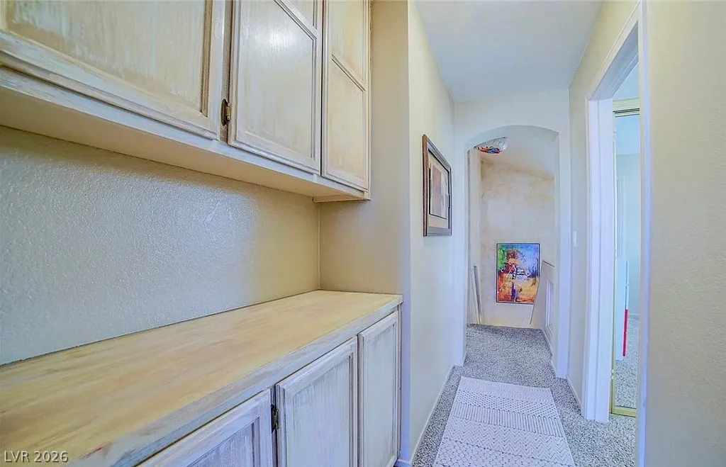 9821 Virginia Woods, Las Vegas, NV 89117