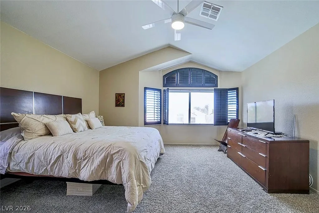 9821 Virginia Woods, Las Vegas, NV 89117
