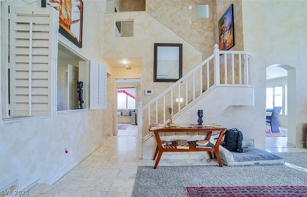 9821 Virginia Woods, Las Vegas, NV 89117
