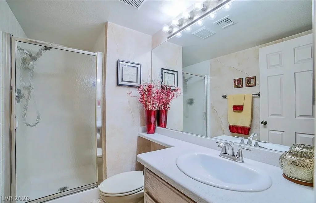 9821 Virginia Woods, Las Vegas, NV 89117