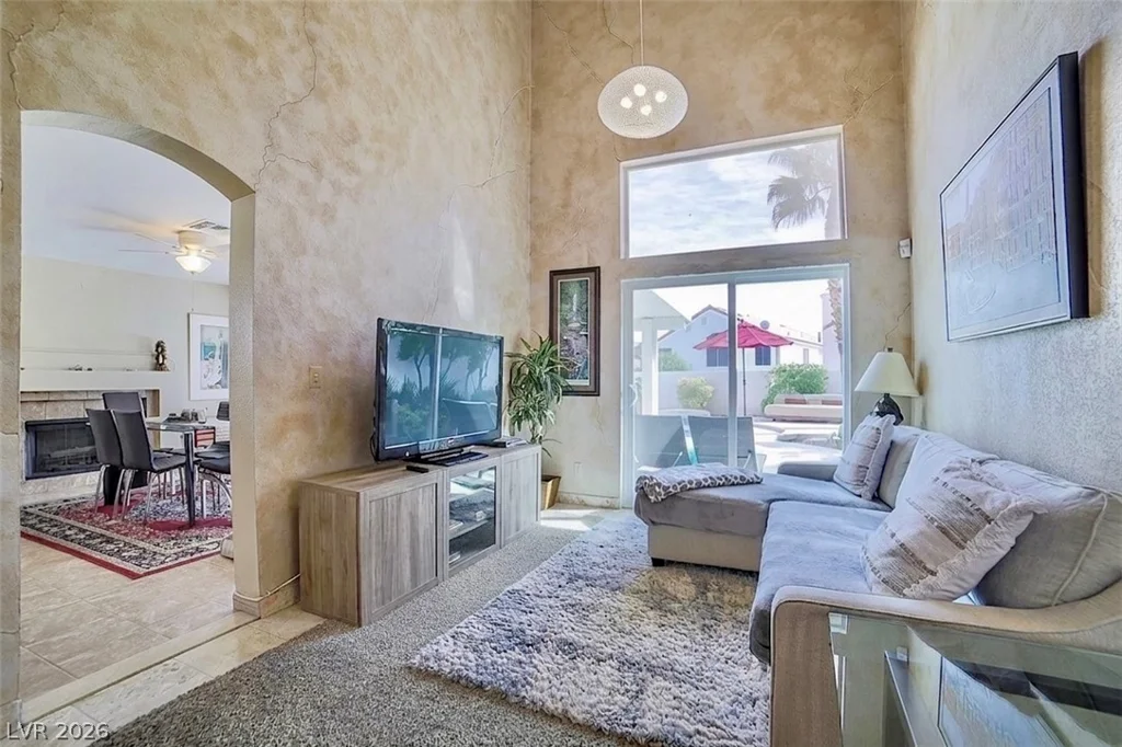 9821 Virginia Woods, Las Vegas, NV 89117