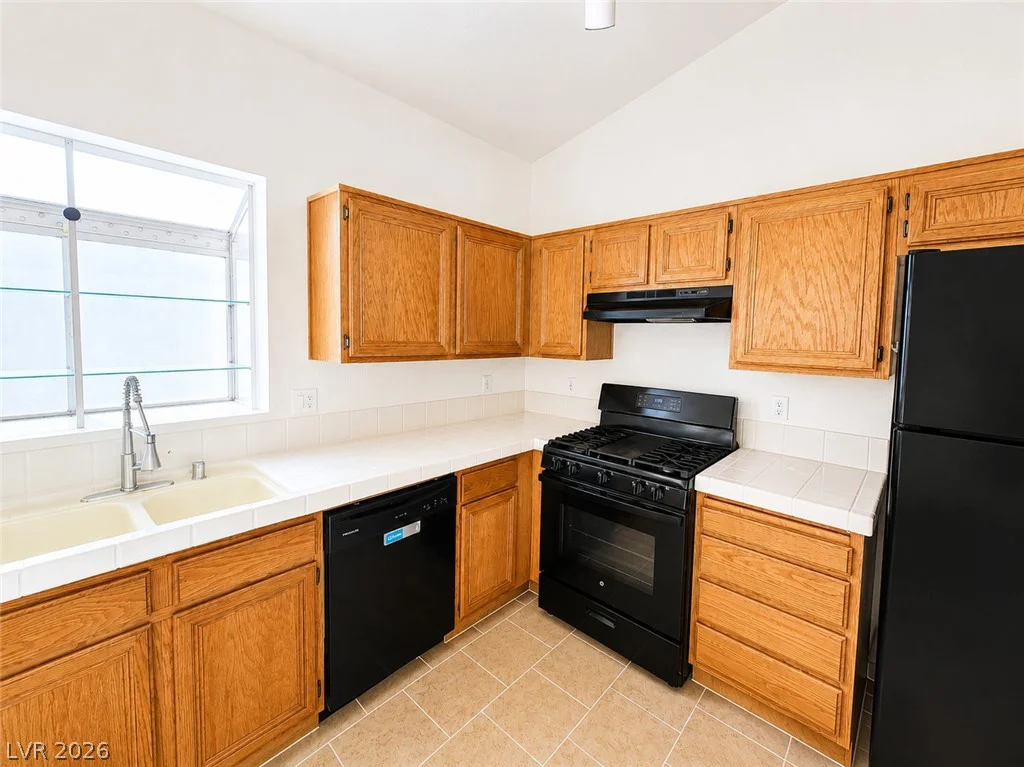 2054 Cardigan, North Las Vegas, NV 89032
