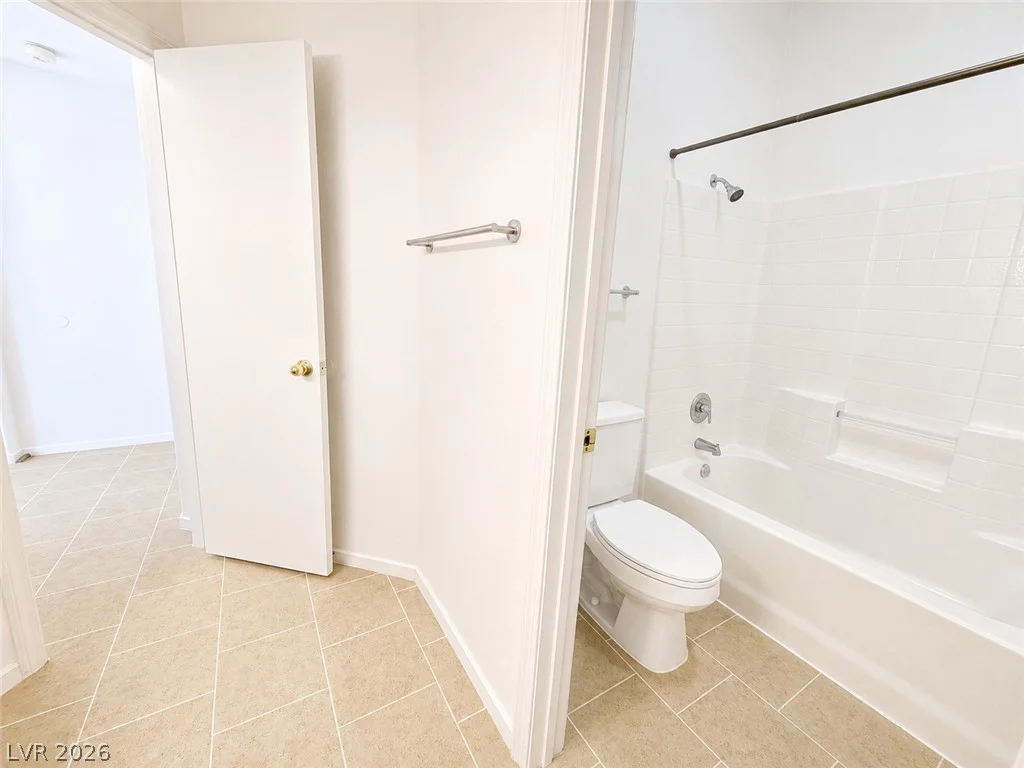 2054 Cardigan, North Las Vegas, NV 89032