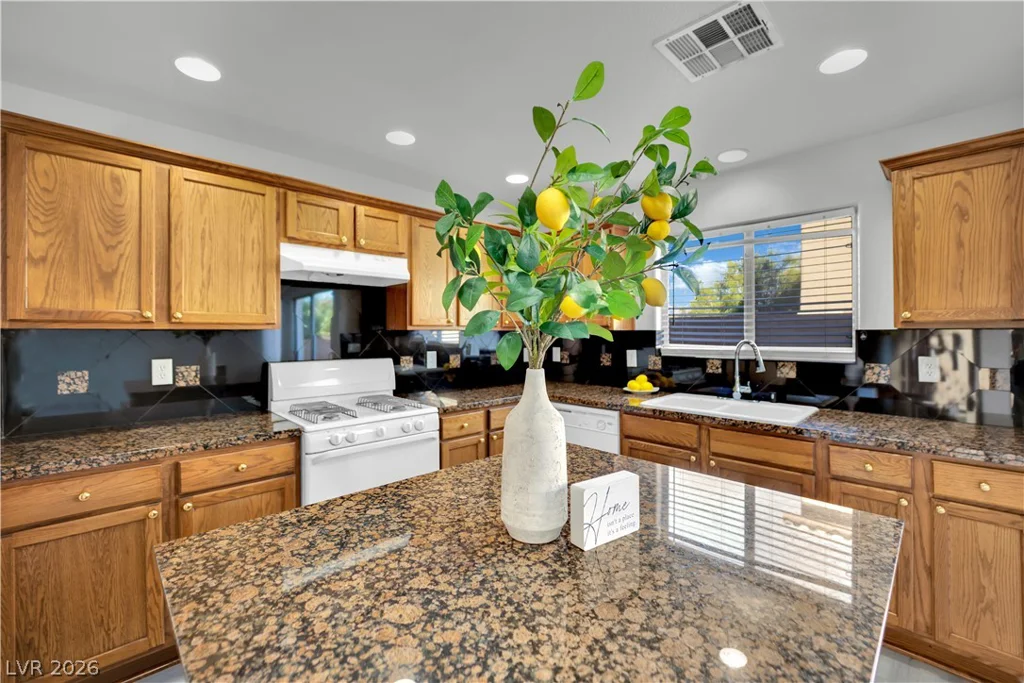 6466 Fulton Meadows, Las Vegas, NV 89141