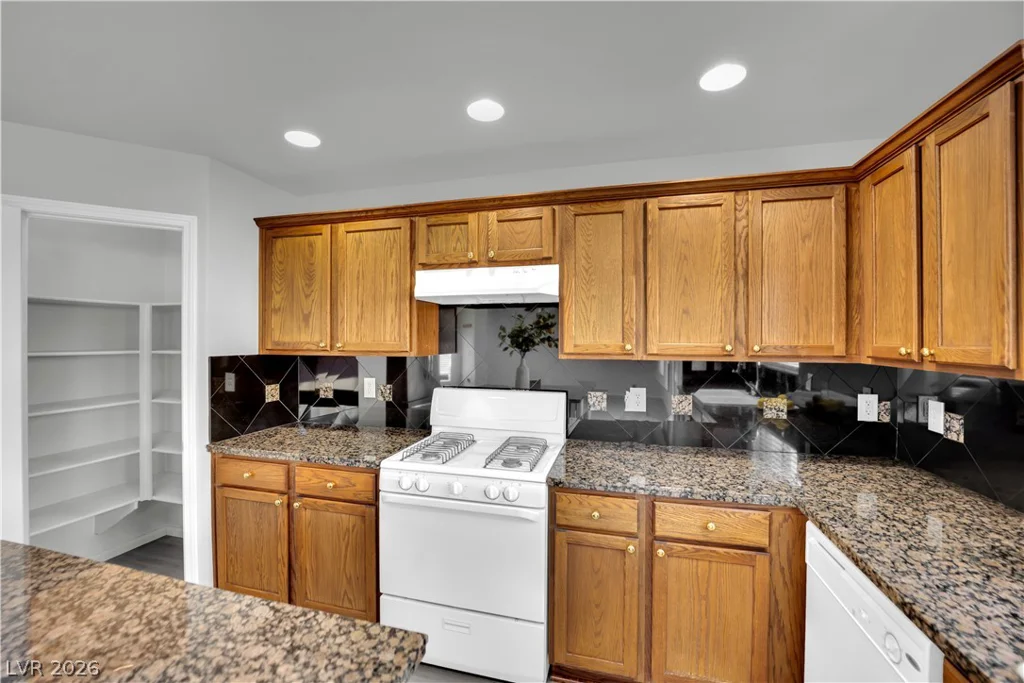 6466 Fulton Meadows, Las Vegas, NV 89141
