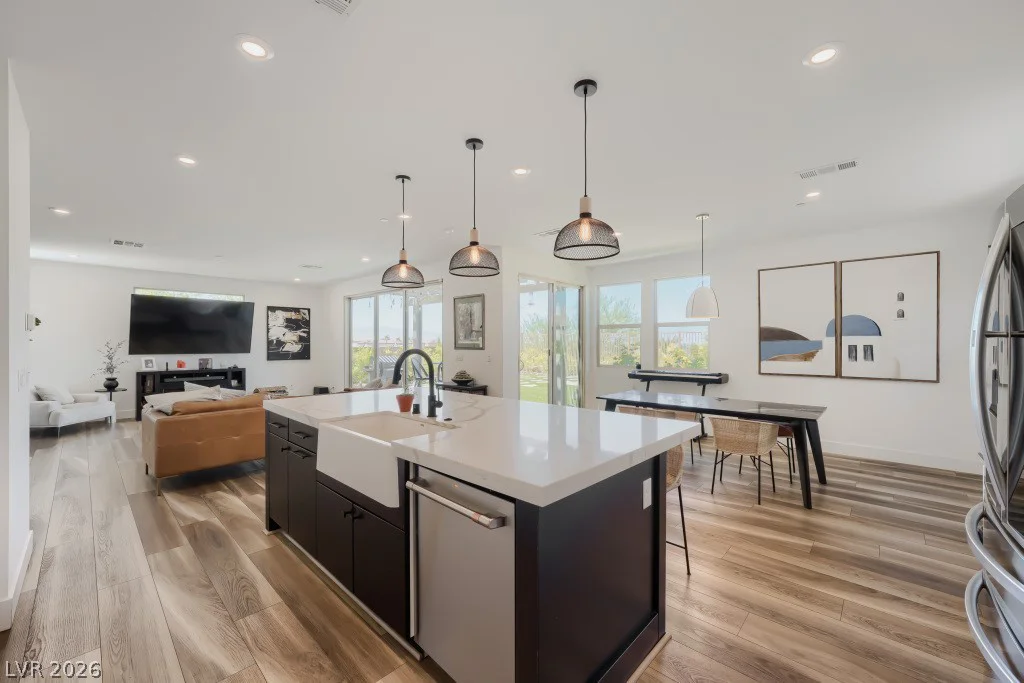 1074 Parkington, Henderson, NV 89012