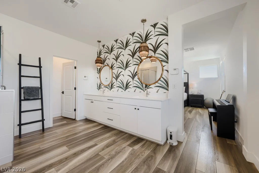 1074 Parkington, Henderson, NV 89012