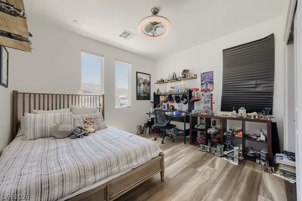 1074 Parkington, Henderson, NV 89012