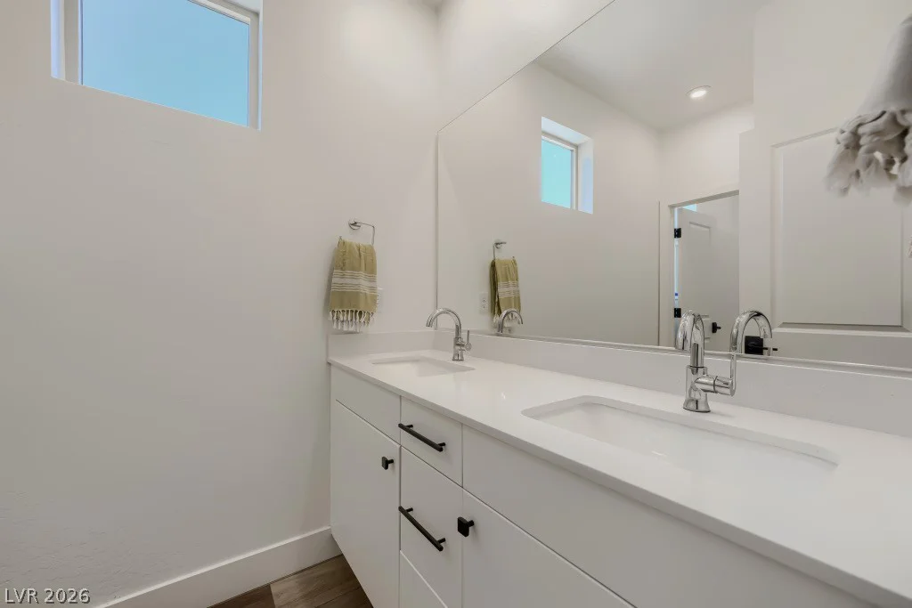 1074 Parkington, Henderson, NV 89012