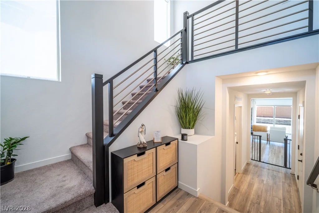 5867 Gossamer Stone, Las Vegas, NV 89141