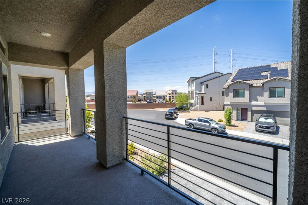 5867 Gossamer Stone, Las Vegas, NV 89141