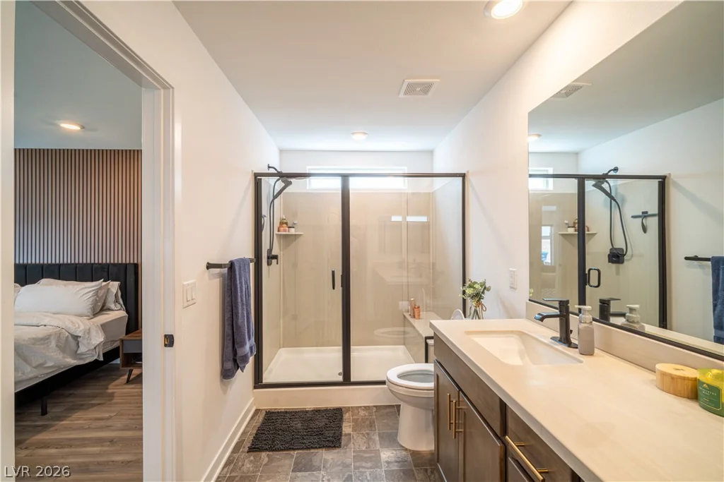 5867 Gossamer Stone, Las Vegas, NV 89141