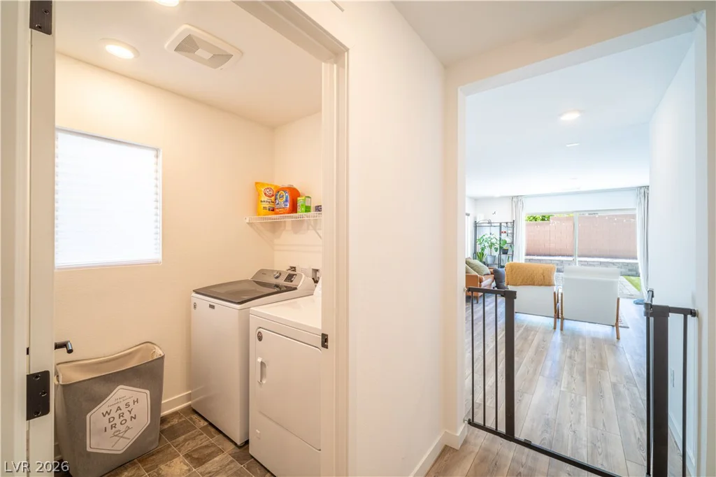 5867 Gossamer Stone, Las Vegas, NV 89141