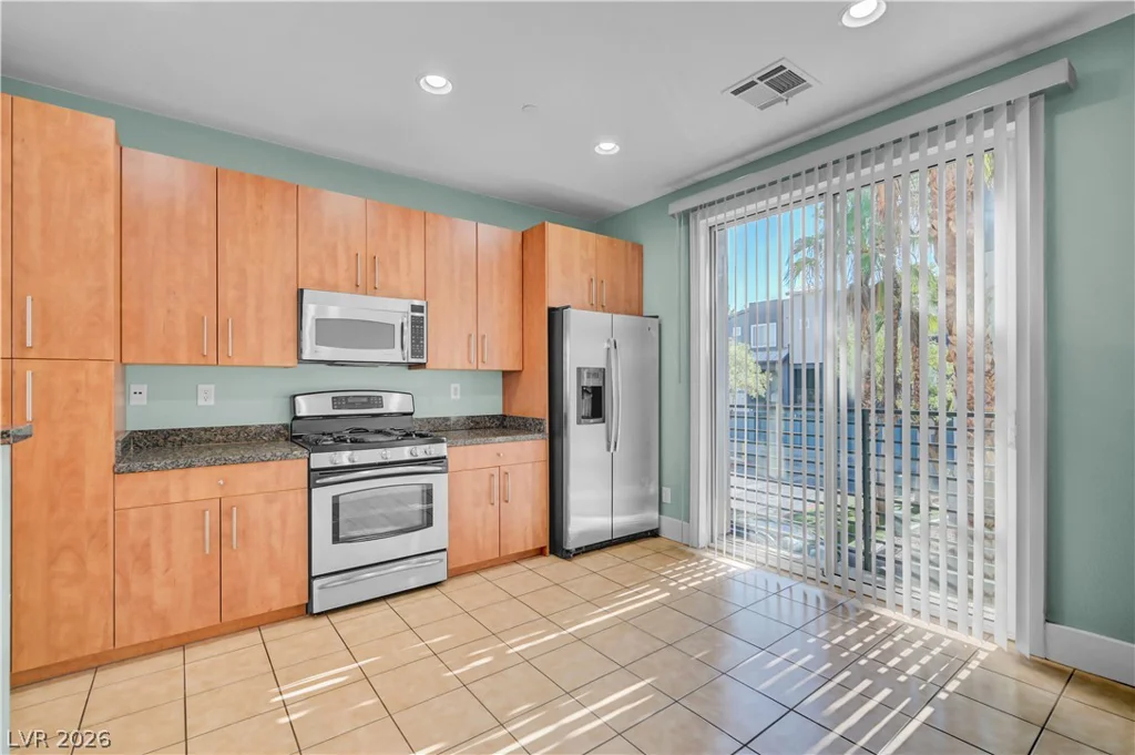 9050 Tropicana, Las Vegas, NV 89147