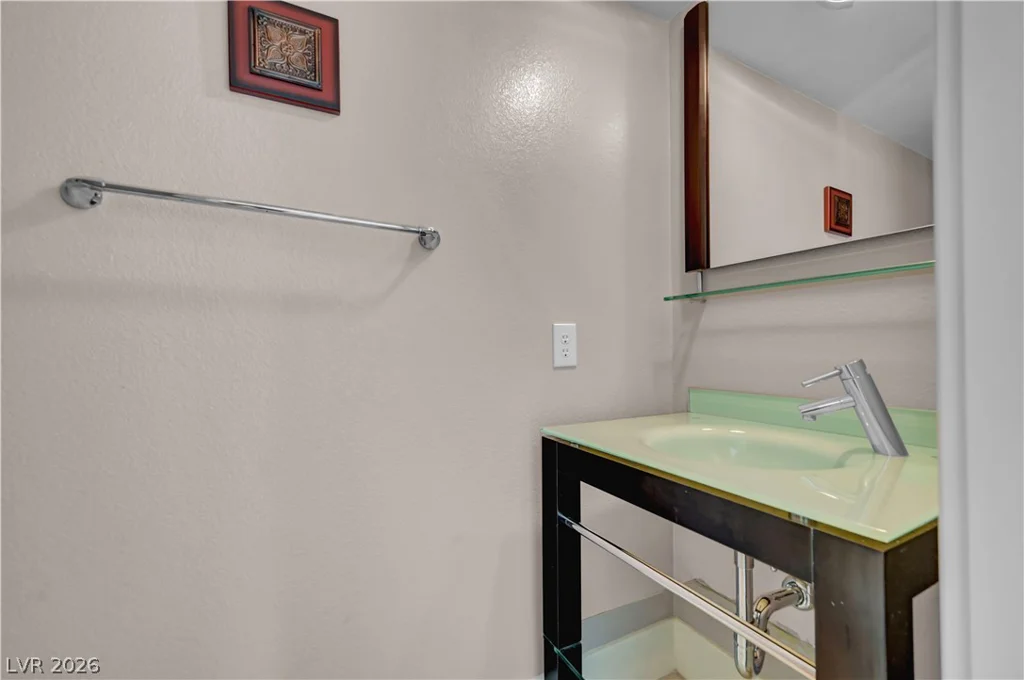 9050 Tropicana, Las Vegas, NV 89147