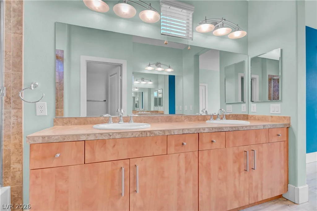 9050 Tropicana, Las Vegas, NV 89147