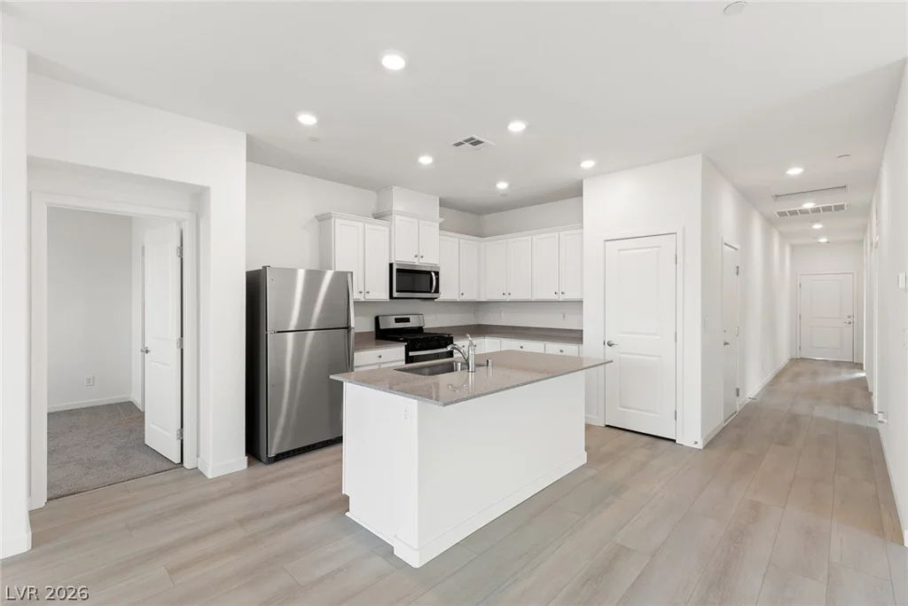 2754 Avril Point, Las Vegas, NV 89156