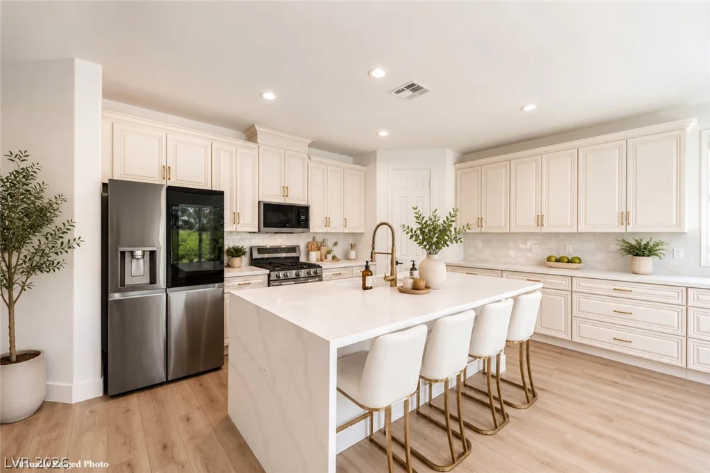 1061 Ambrosia, Las Vegas, NV 89138