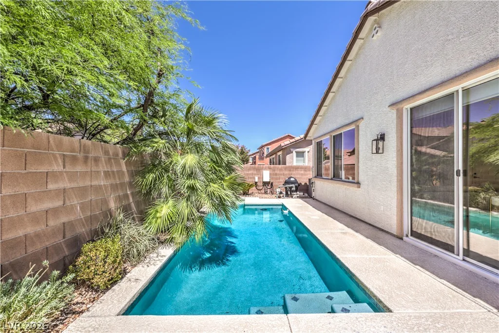 1061 Ambrosia, Las Vegas, NV 89138