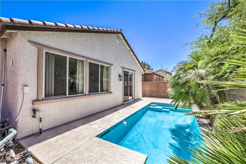 1061 Ambrosia, Las Vegas, NV 89138