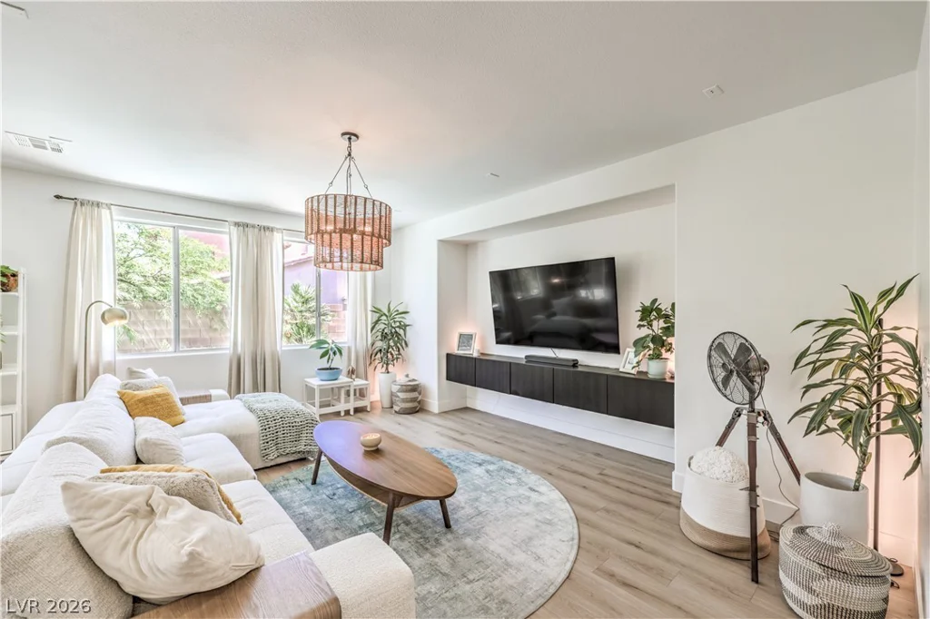 1061 Ambrosia, Las Vegas, NV 89138