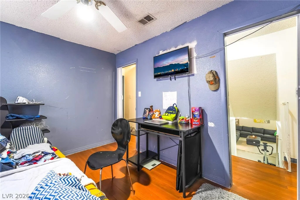 5201 Spencer, Las Vegas, NV 89119