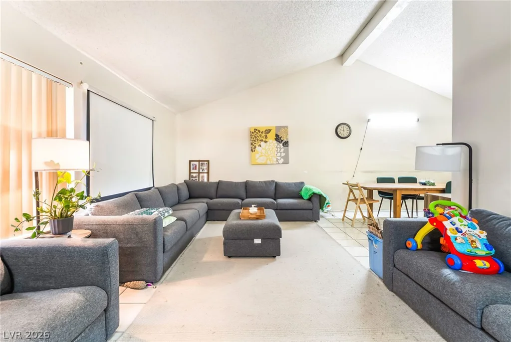 5201 Spencer, Las Vegas, NV 89119