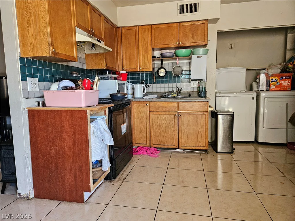 6545 Casada, Las Vegas, NV 89107