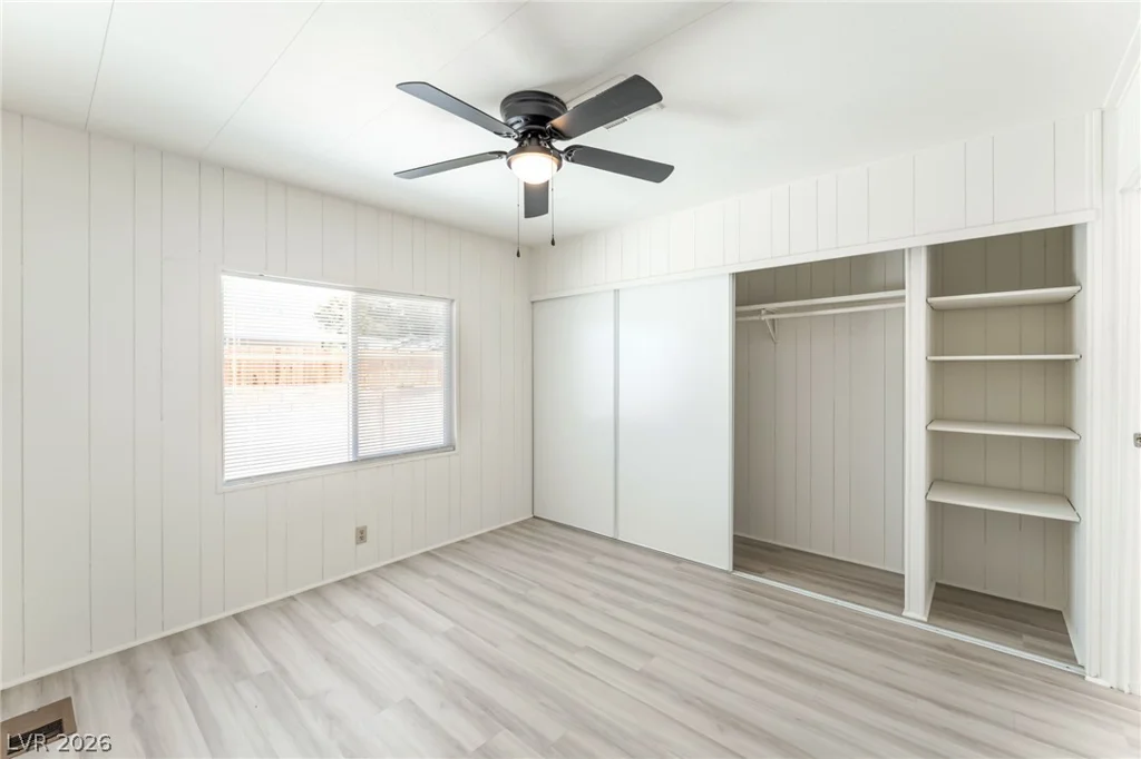 6437 Delphinium, Las Vegas, NV 89108