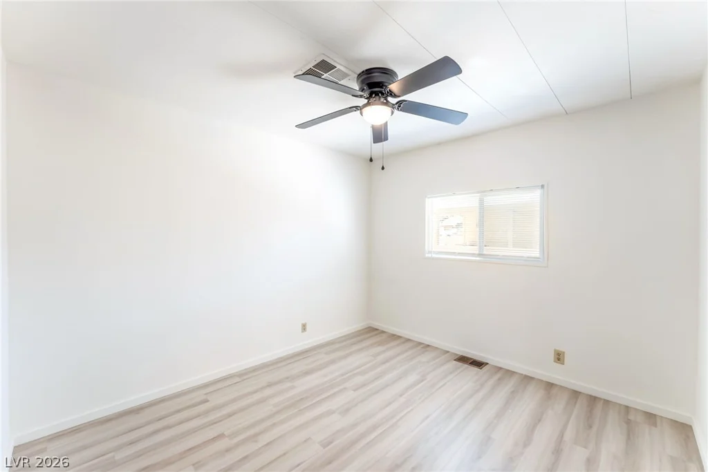 6437 Delphinium, Las Vegas, NV 89108