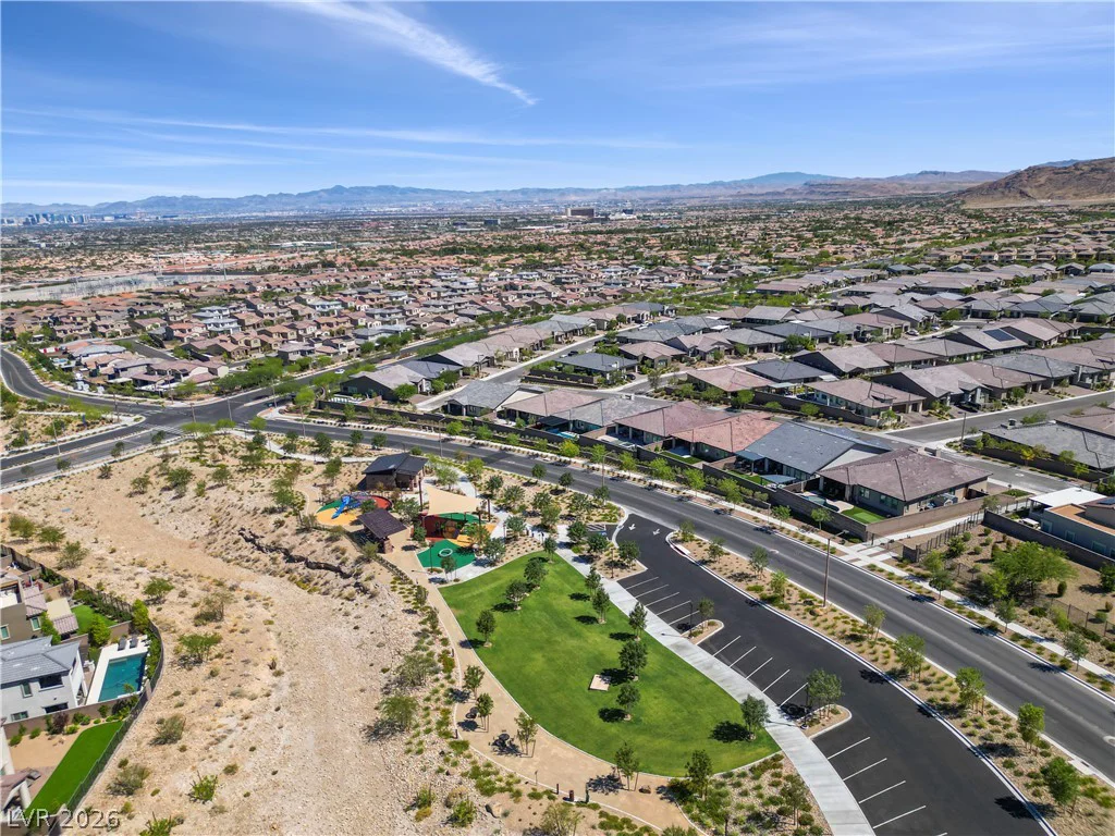 681 Infinity Ridge, Las Vegas, NV 89138