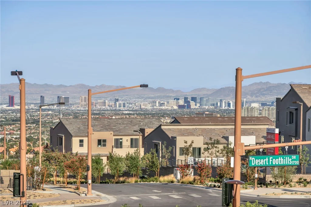 11512 Fleet Wing, Las Vegas, NV 89138